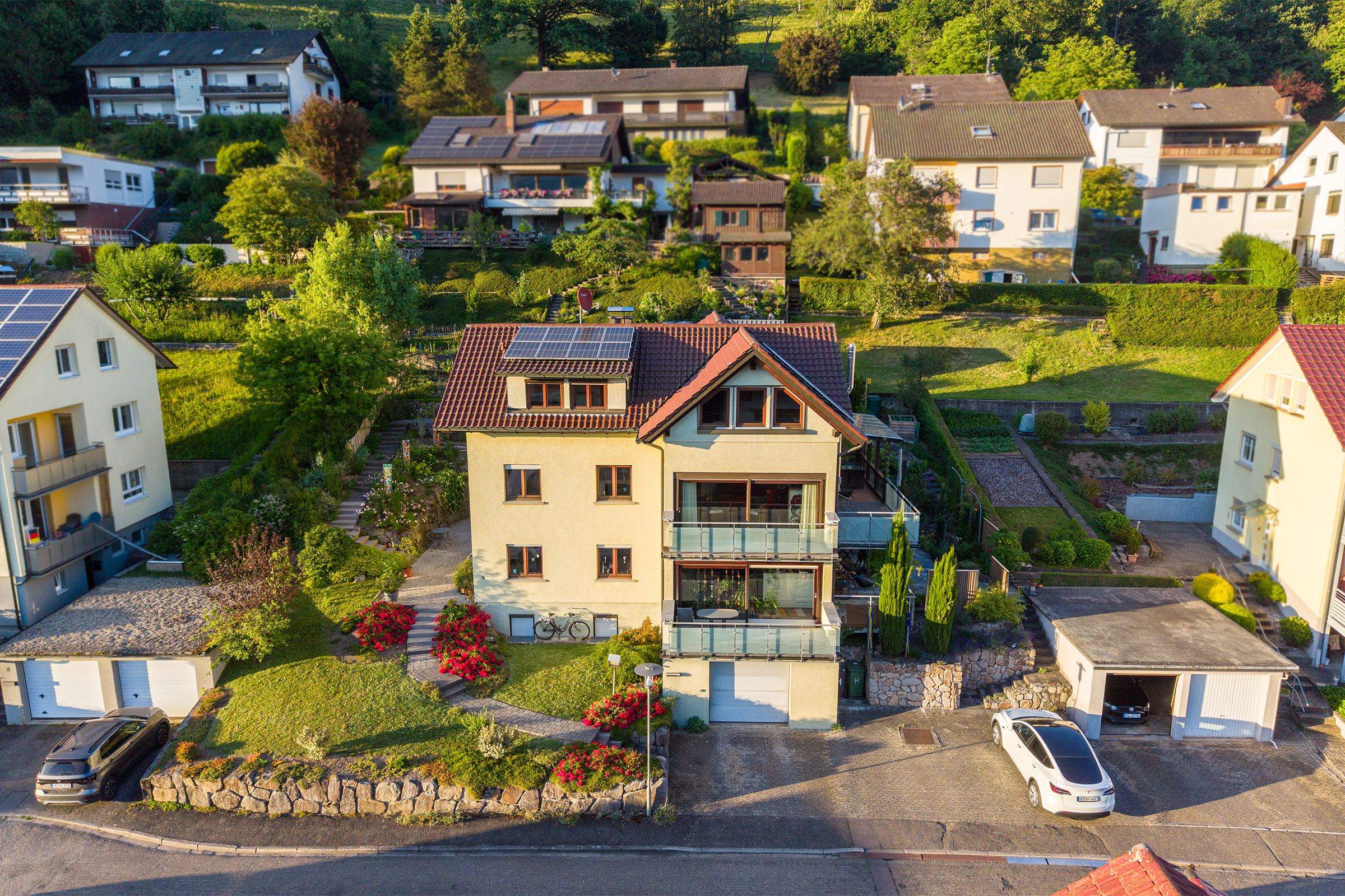 Urlaub Schwarzwald – Drohnenaufnahme ruhige Lage Oppenau